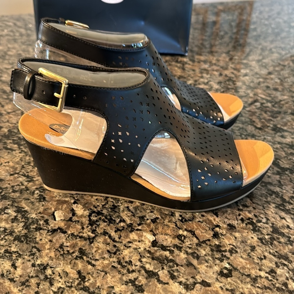 Dr Scholls Barely black peep toe wedge candles NIB 9M - Picture 4 of 9